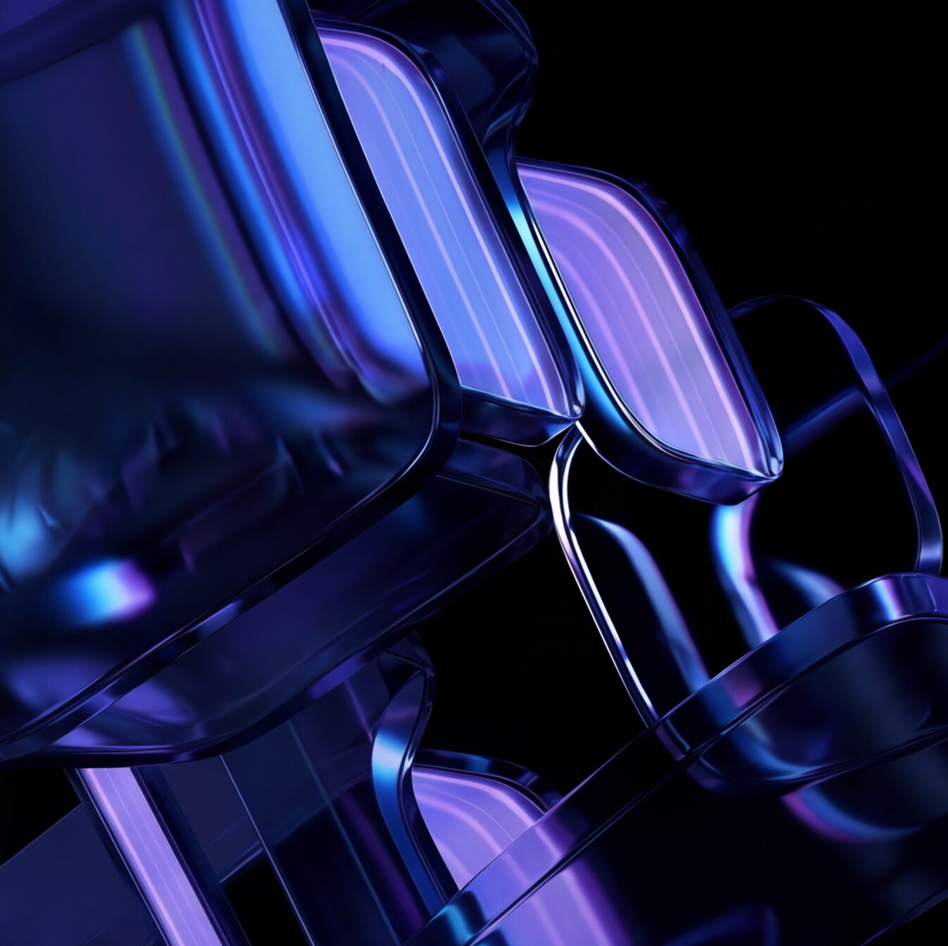 Iridescent glass form